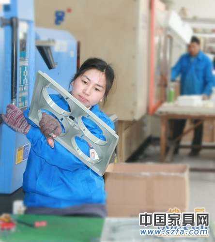 家居業一線勞動者 家居業一線勞動者